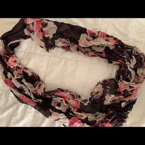 American eagle scarf